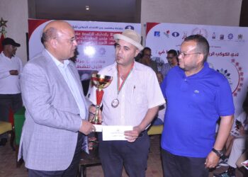 في نسخته الأولى : أنور طارق يفوز بكأس مدينة مراكش للشطرنج وأحمد برحو بجائزة البطل نسيم زريكم وهبة آيت بن الطالب بجائزة البطلة كنزة شوقي