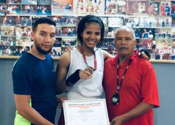 ميدالية برونزية لملاكمة الكوكب المراكشي غيثة هدرازي في البطولة الوطنية