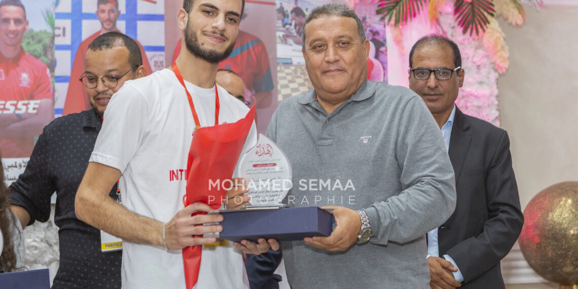 نادي الكوكب المراكشي يغني خزينته بما حصده أبطاله من نفائس الذهب و الفضة لموسم 2021\22