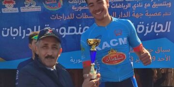 العرباوي و الساخي يتألقان بسباق المنصورية للدراجات