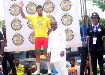 أشرف الدغمي يفوز بأولى مراحل طواف البنين للدراجات