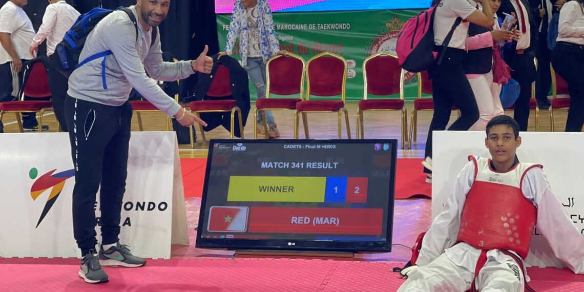 النجم الصاعد للكوكب المراكشي في التيكواندو زكرياء دليل بالبرازيل