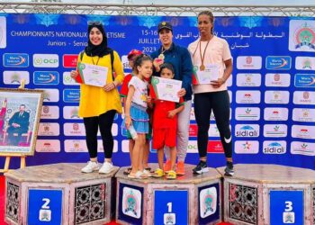 عداءة الكوكب المراكشي أمال التغزاوي وصيفة لبطلة المغرب ، و برونزية لبوضنكات