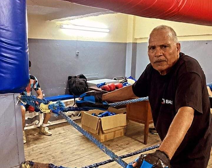 بالشفاء و العافية لمدرب الكوكب المراكشي للملاكمة