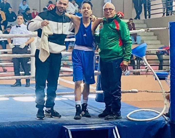 مدرسة الكوكب المراكشي للملاكمة تنافس على بطولة العصبة ، و العين على منصة التتويج الوطنية