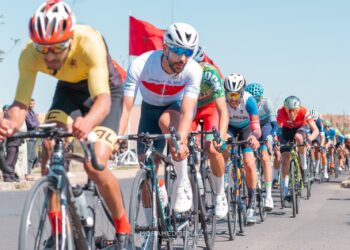 دراجة الكوكب المراكشي في مقدمة السباق الوطني لمدينة مراكش