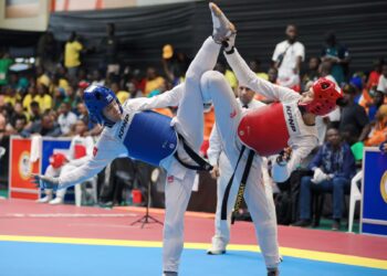 نجمة الكوكب المراكشي للتيكواندو مريم خلال تعود بميداليتين من الألعاب الأفريقية