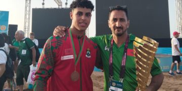 الكوكب المراكشي يضيء في بطولة إفريقيا للمصارعة الشاطئية بالمغرب