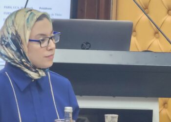 نجاح باهر يجمع بين الرياضة والعلم: بطلة الكوكب المراكشي للكاراطي تحصد الدكتوراه بميزة “مشرف جداً”