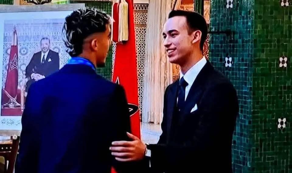 فخر و شرف الكوكب المراكشي بإسهام قدمها في تتويج أشبال المغرب بكأس العالم بكأس العالم